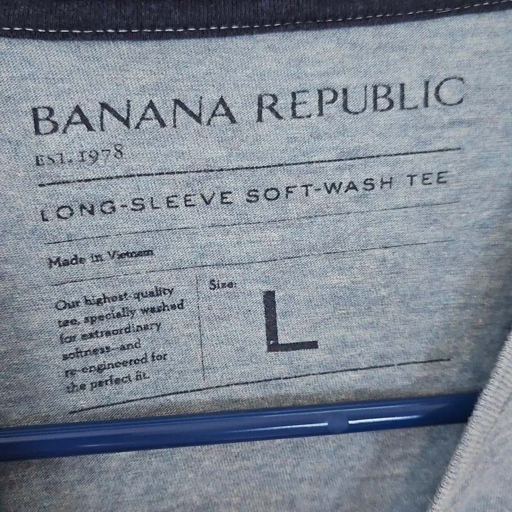 Banana Republic Mens Chambray Long Sleeve Tee Large